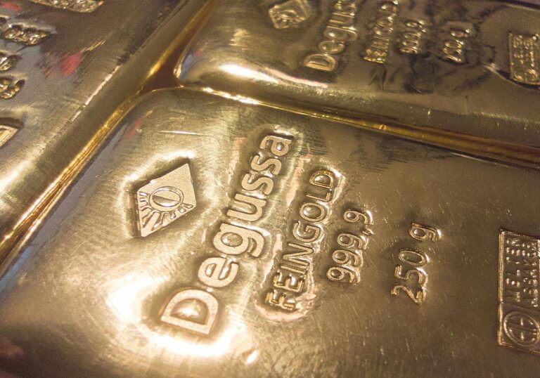Goldbarren (Archiv)