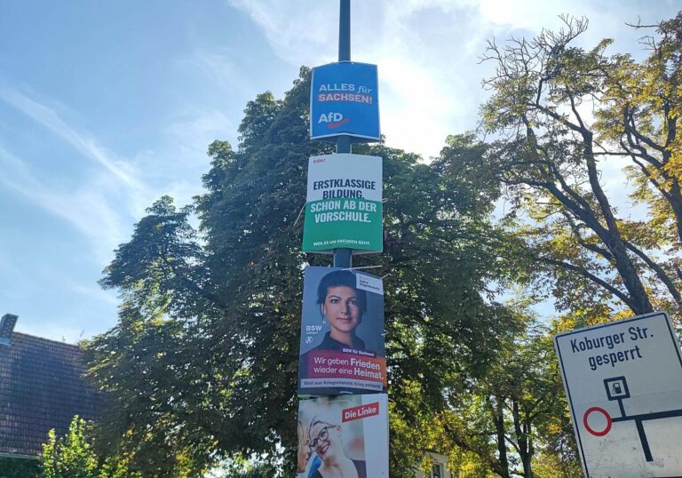 Wahlplakate von