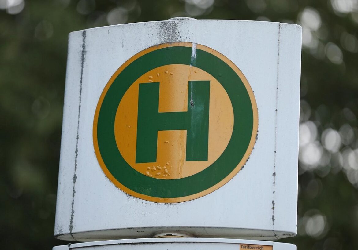 Bushaltestelle (Archiv)