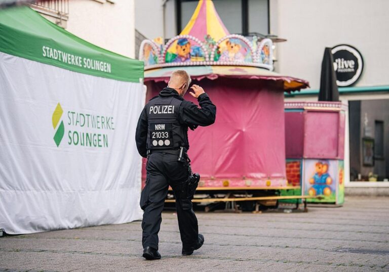 Polizei nach