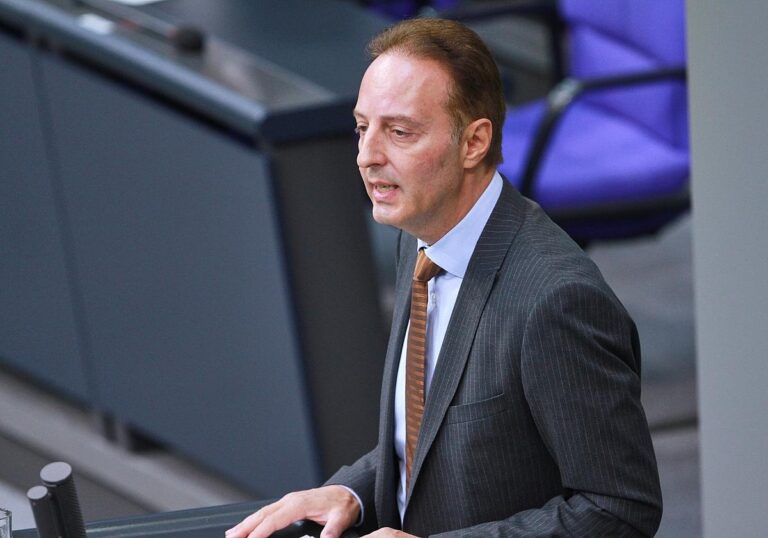 Macit Karaahmetoglu