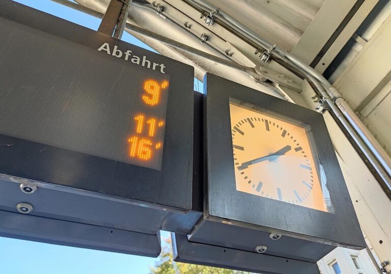 Anzeigetafel an