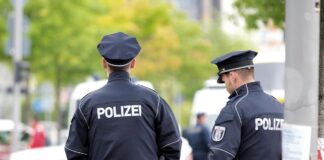 Polizisten (Archiv)