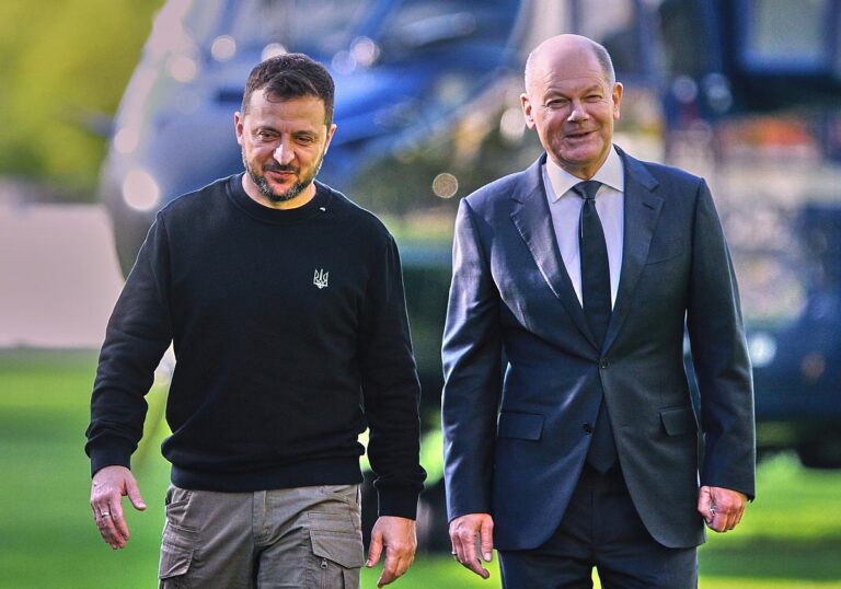 Wolodymyr Selenskyj und Olaf Scholz