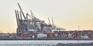 Industrieanlagen (Archiv)