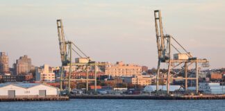 Industrieanlagen (Archiv)