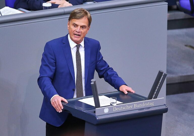 Bernd Baumann