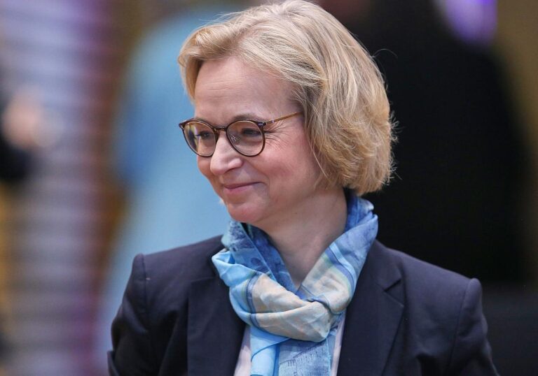 Katja Wolf