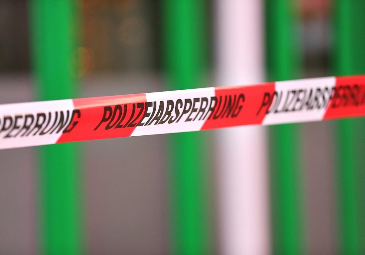 Polizeiabsperrung (Archiv)