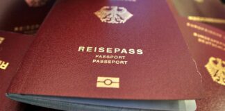 Reisepass (Archiv)