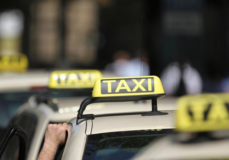 Taxi-Fahrer (Archiv)