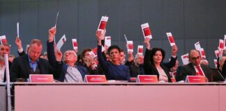 Parteivorstand bei