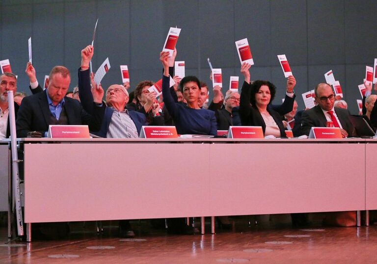 Parteivorstand bei