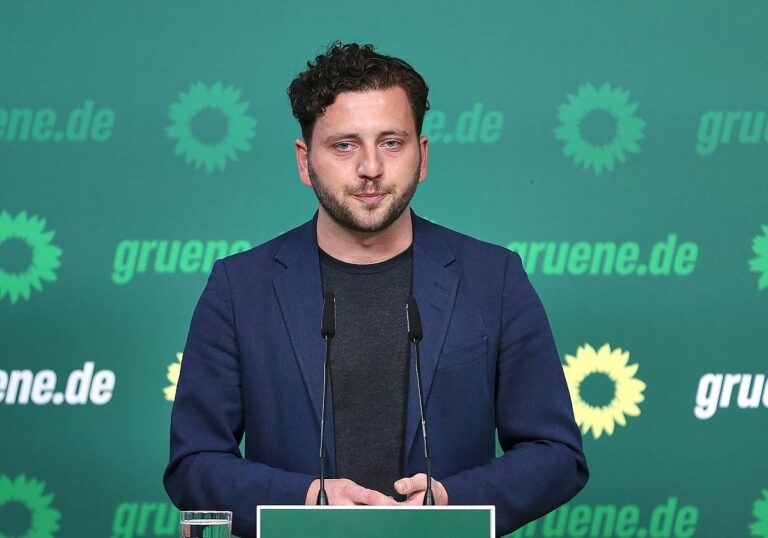 Felix Banaszak