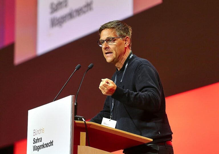 Oliver Ruhnert