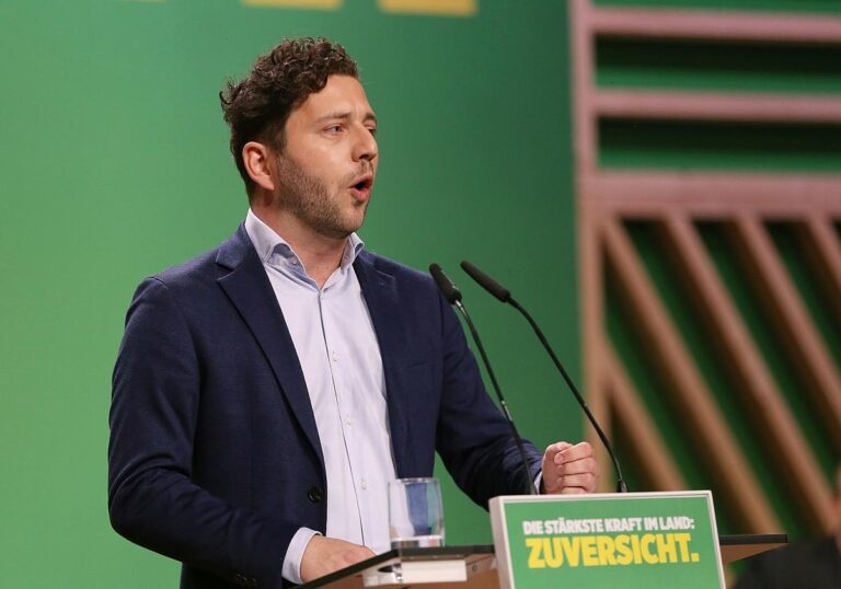 Felix Banaszak