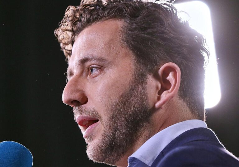 Felix Banaszak