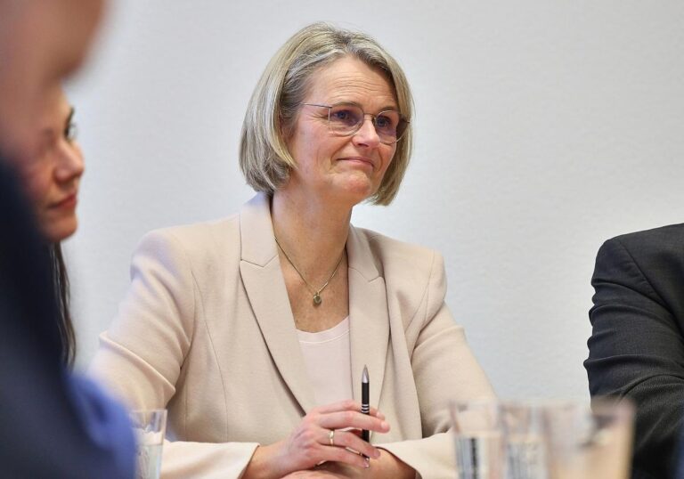 Anja Karliczek