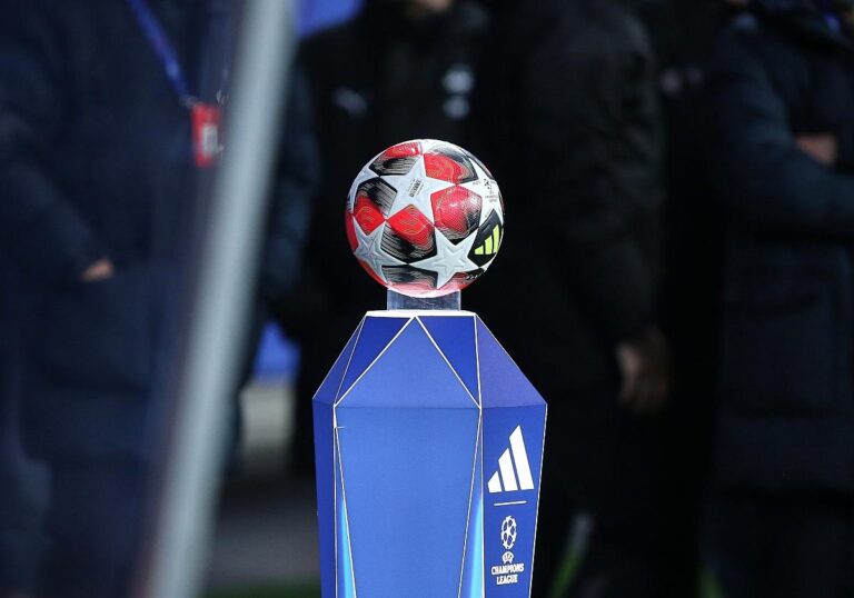 Champions-League-Spielball (Archiv)