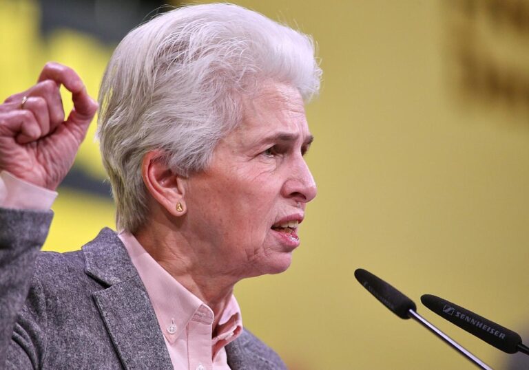 Marie-Agnes Strack-Zimmermann