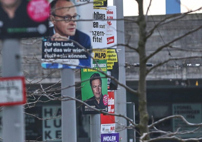 Wahlplakate zur