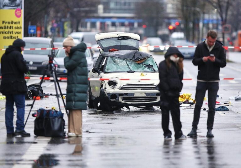 Auto fährt