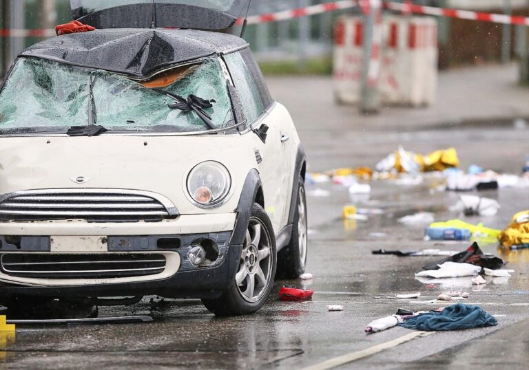 Auto fährt
