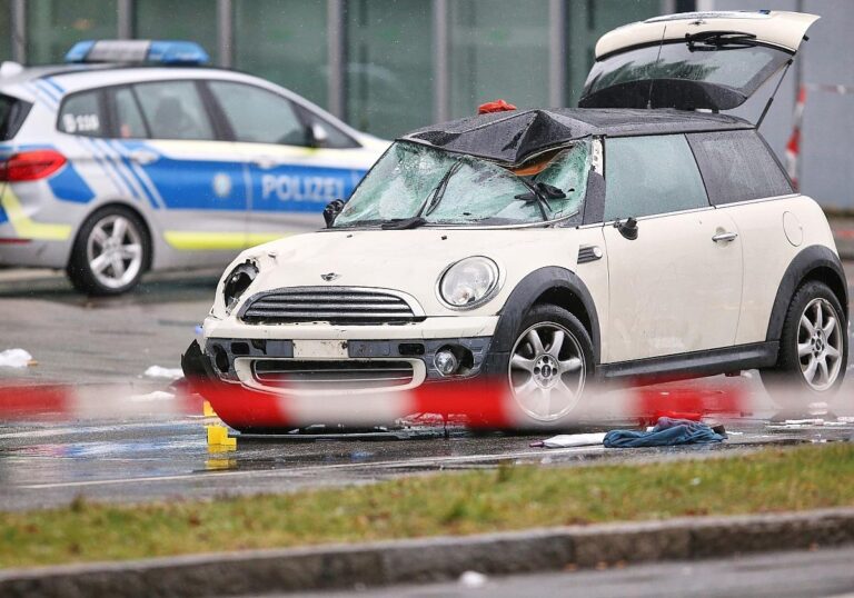 Auto fährt