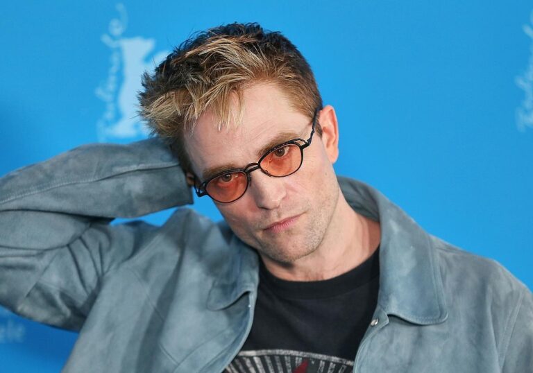 Robert Pattinson