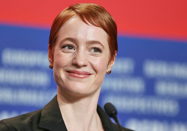 Leonie Benesch