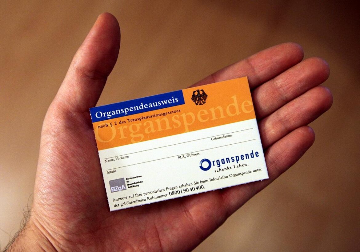 Organspendeausweis (Archiv)
