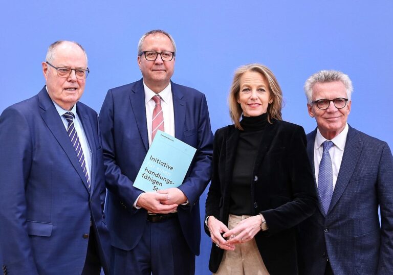 Vorstellung Zwischenbericht