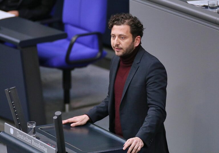 Felix Banaszak