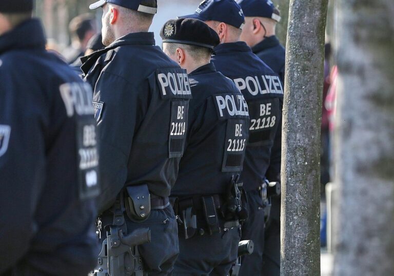 Polizei (Symbolfoto)