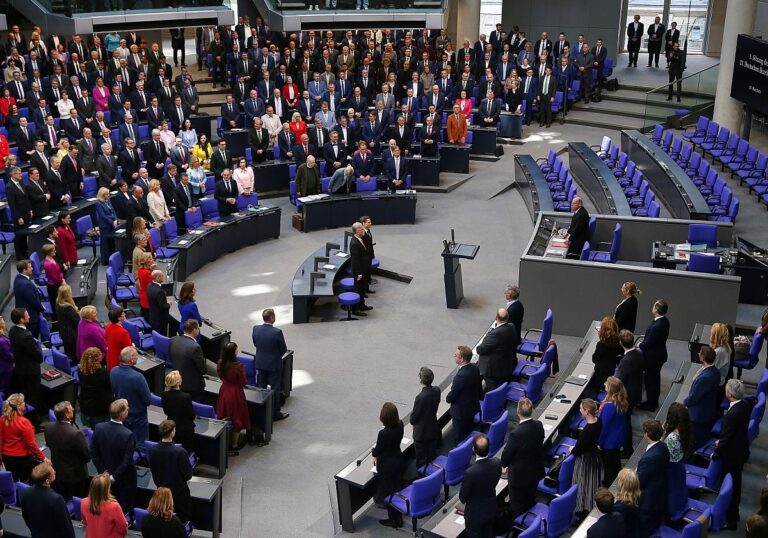 Konstituierende Sitzung