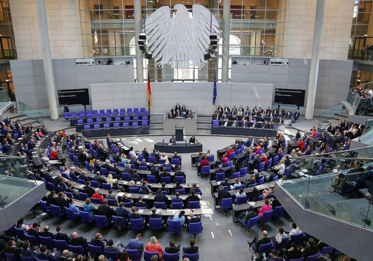 Konstituierende Sitzung