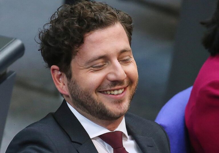 Felix Banaszak