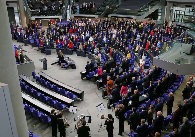 Konstituierende Sitzung