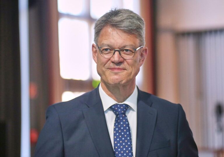Patrick Schnieder