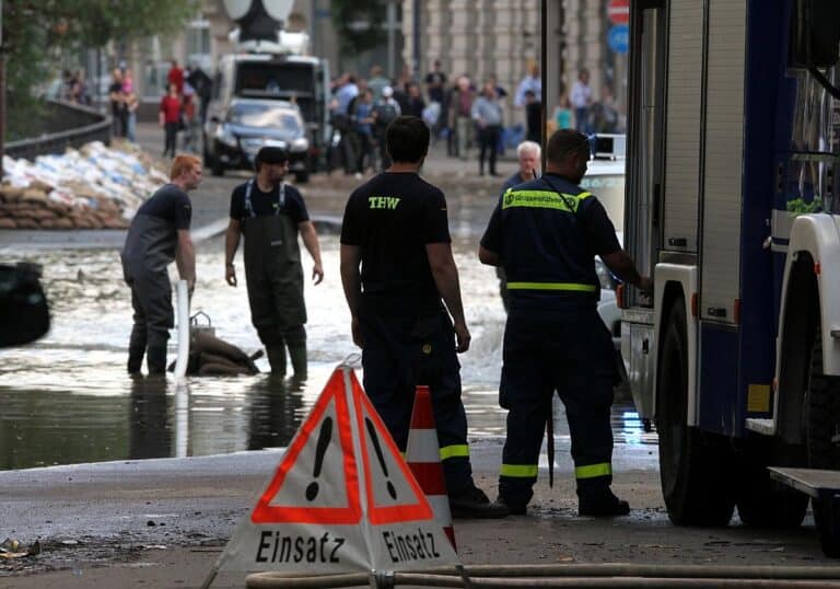 THW-Einsatzkräfte beim