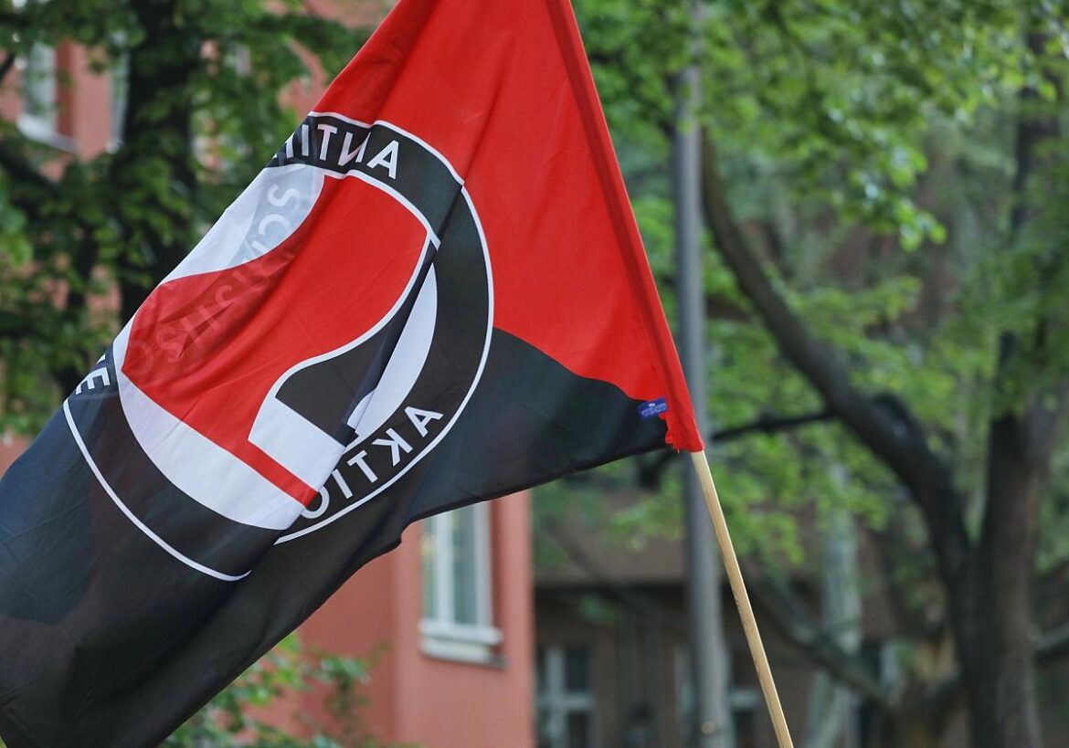 Antifa-Fahne (Archiv)
