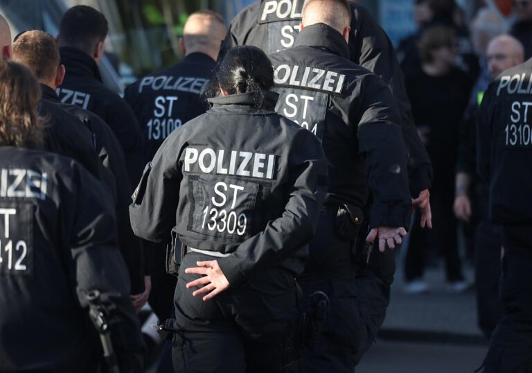 Polizei (Archiv)
