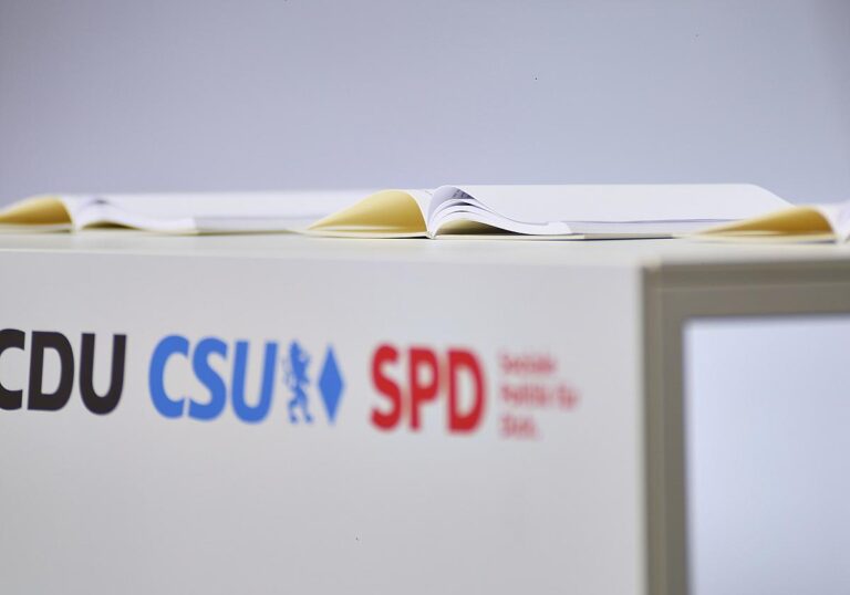 Unterzeichnung Koalitionsvertrag