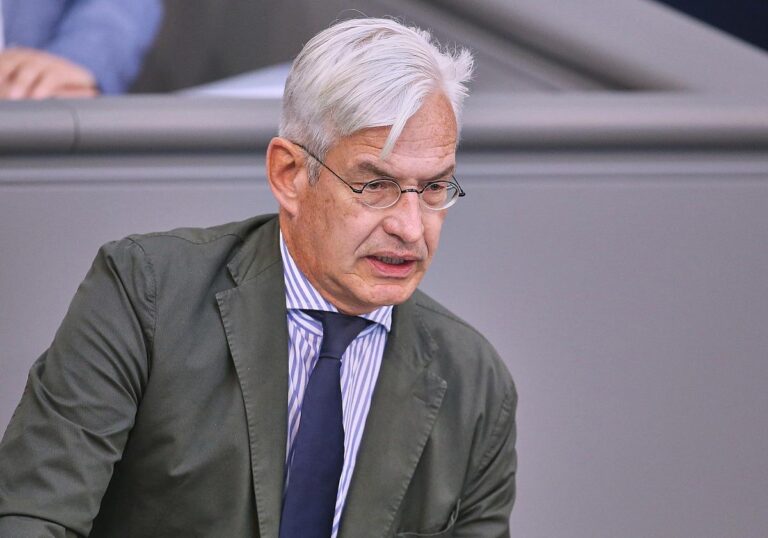 Mathias Middelberg
