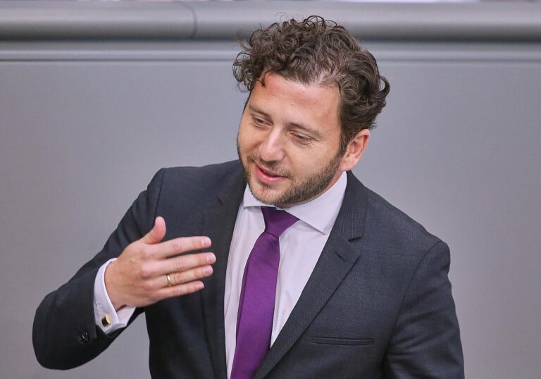 Felix Banaszak