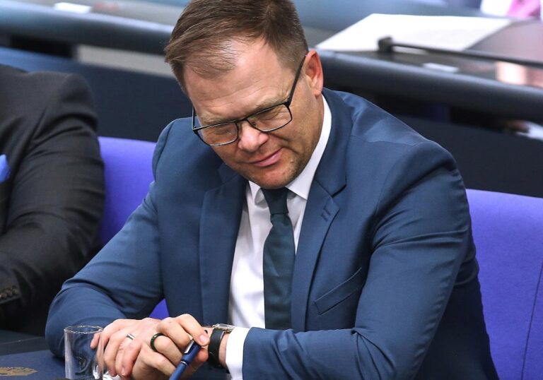 Carsten Schneider