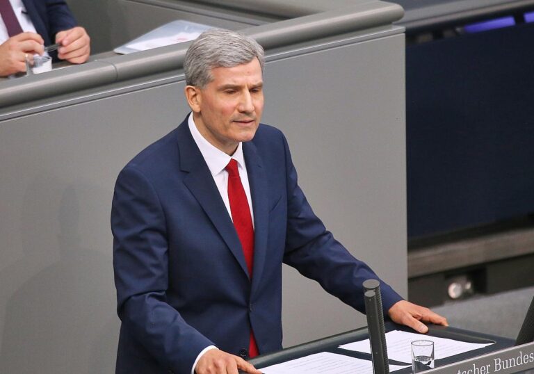 Metin Hakverdi