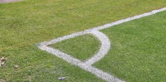 Ecke eines Fußballfelds