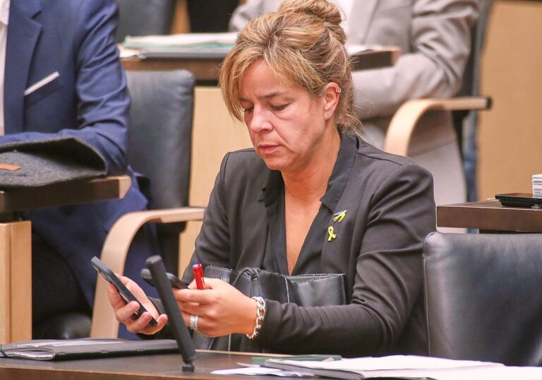 Mona Neubaur
