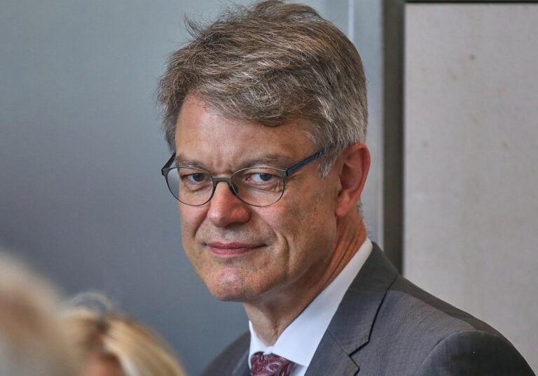 Patrick Schnieder